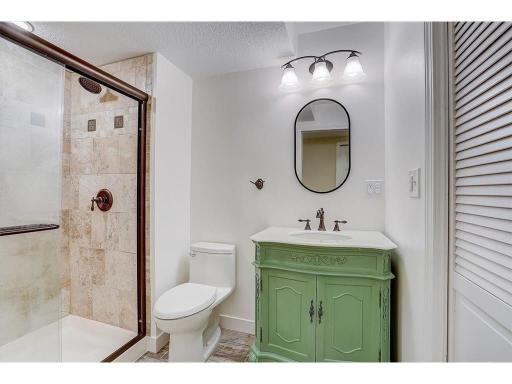 18511 Maple Leaf Drive, Eden Prairie, MN 55346