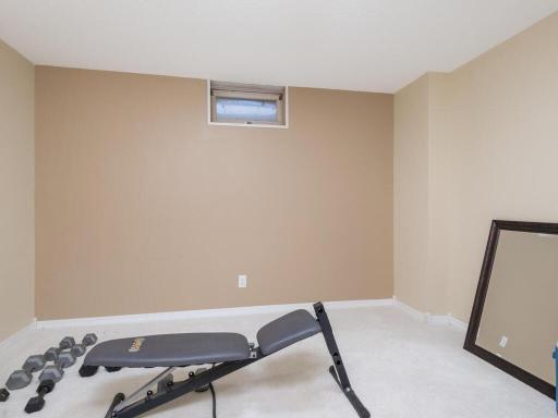 18511 Maple Leaf Drive, Eden Prairie, MN 55346
