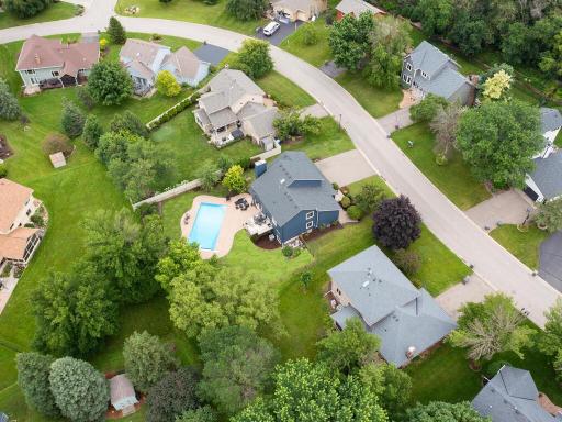 18511 Maple Leaf Drive, Eden Prairie, MN 55346