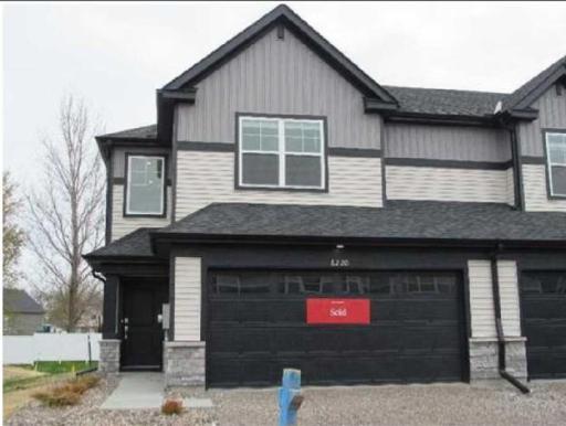 6220 205th Street N, Forest Lake, MN 55025