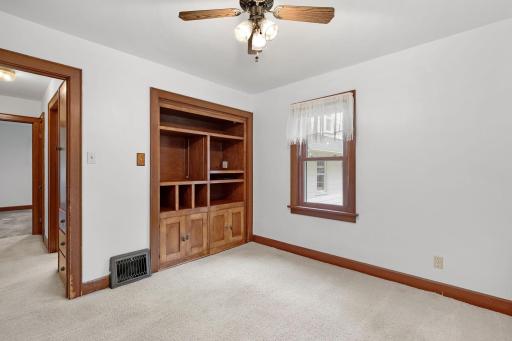 1111 5th Avenue NW, Austin, MN 55912