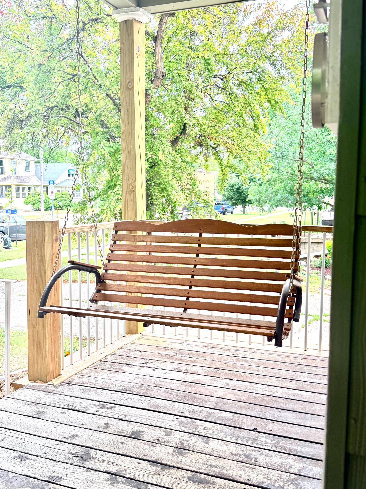 Adorable porch swing