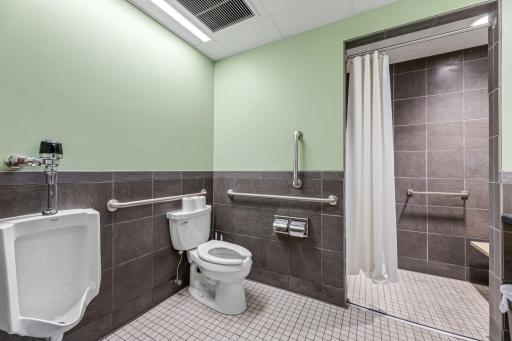 1004 N Loeffler Avenue, Caledonia, MN 55921
