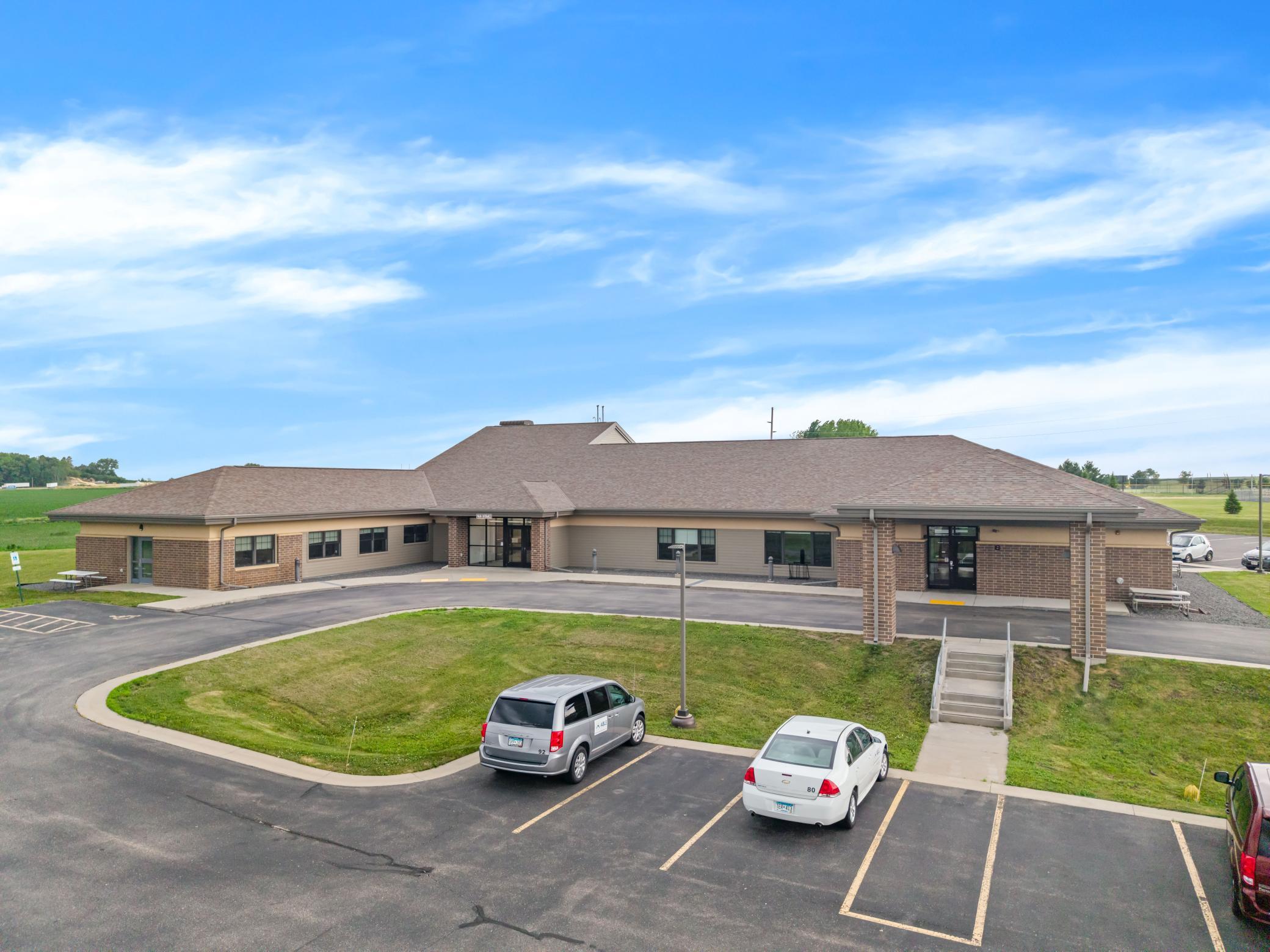1004 Loeffler Ave Caledonia (1).jpg