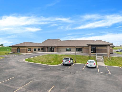 1004 N Loeffler Avenue, Caledonia, MN 55921
