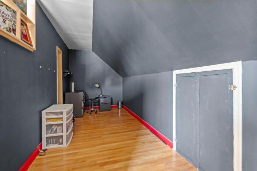 986 Galvin Additional bonus space in upper level with more storage Side 2