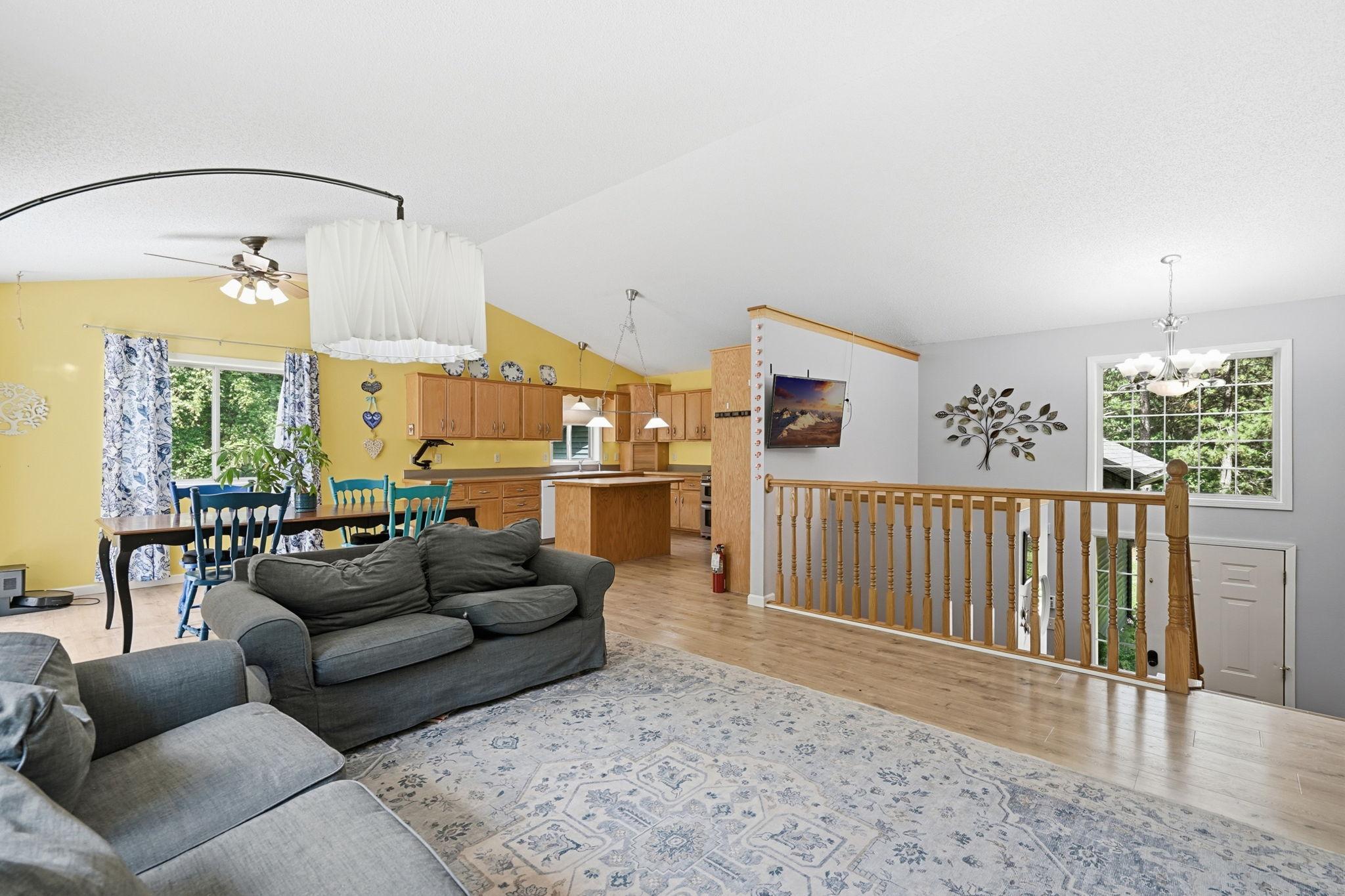 Open concept floor plan on main level