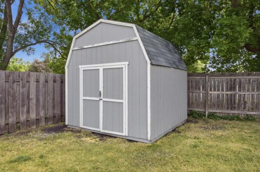 57 Prairiewood Drive S, Fargo, ND 58103
