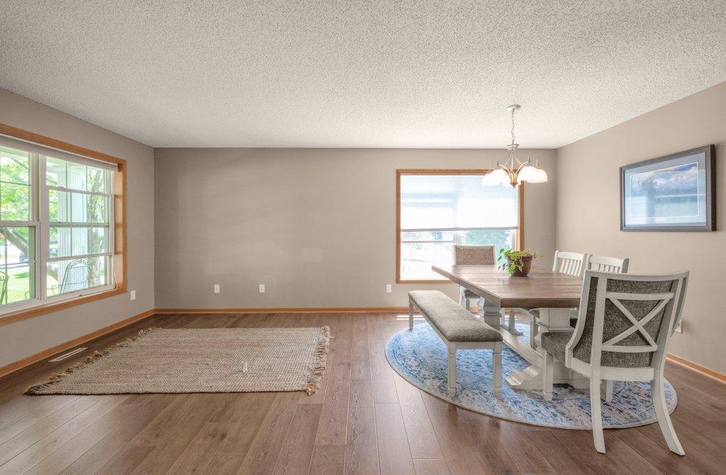 Living Rm & Dining Room