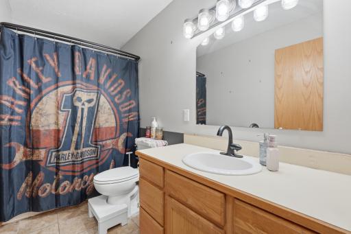 919 Lincoln Avenue, Amery, WI 54001