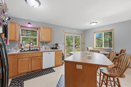 919 Lincoln Avenue, Amery, WI 54001