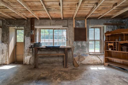 99-web-or-mls-775-ottawa-rd.jpg