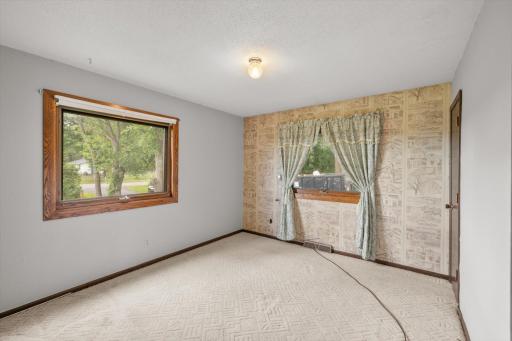 8210 Oakwood Drive SE, Becker, MN 55319