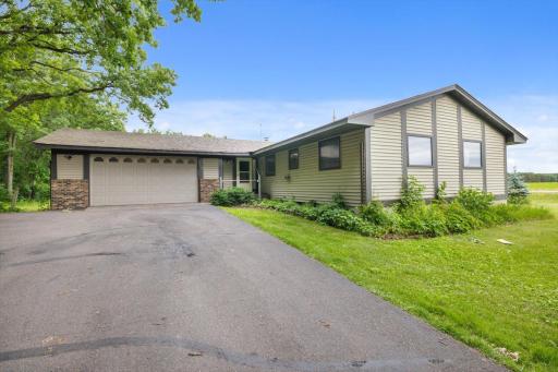 8210 Oakwood Drive SE, Becker, MN 55319