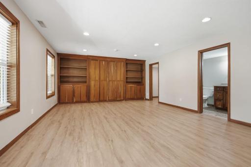 9260 Icosa Street, Lakeville, MN 55044