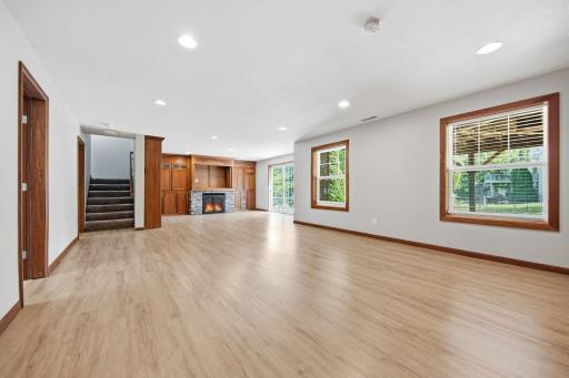 9260 Icosa Street, Lakeville, MN 55044