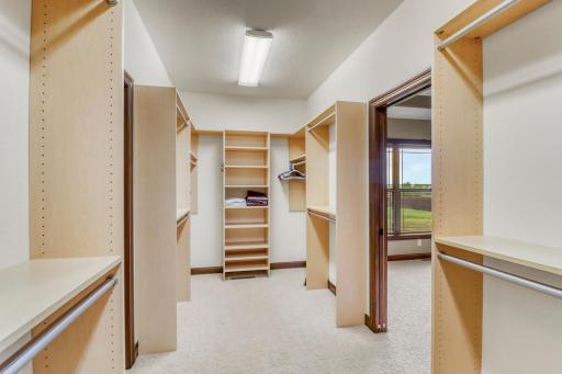 Primary Closet1_1-3264.JPG