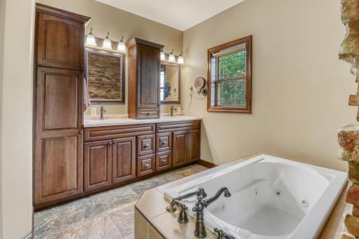 Primary Bathroom1_1-3264.JPG