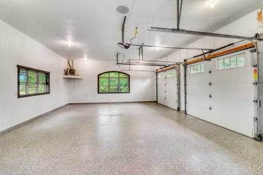 Garage with epoxy floor1_1-3264.JPG