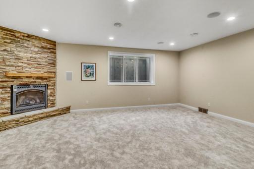 Basement1_1-3264.JPG