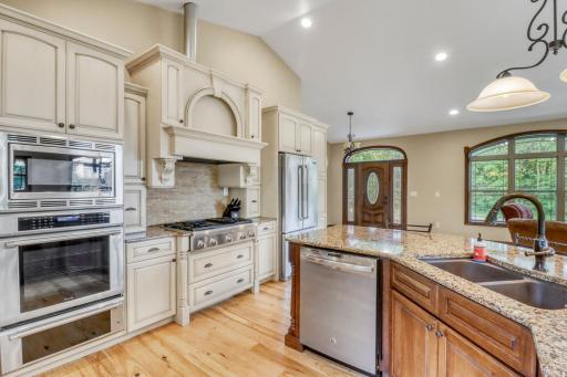 Kitchen1_3-3264.JPG