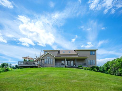 70021 335th Avenue, Lake City, MN 55041