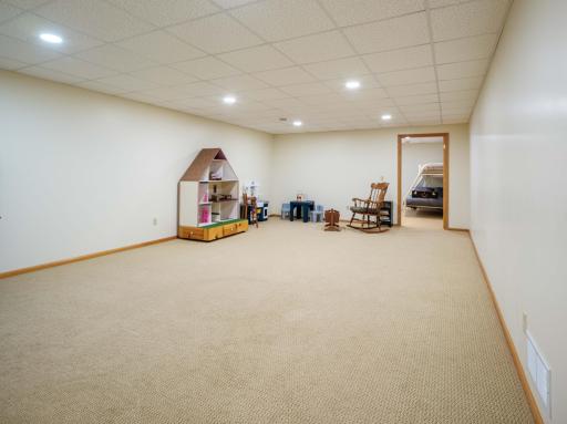 70021 335th Avenue, Lake City, MN 55041