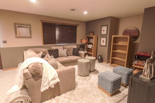 8237 Orchid Lane N, Maple Grove, MN 55311