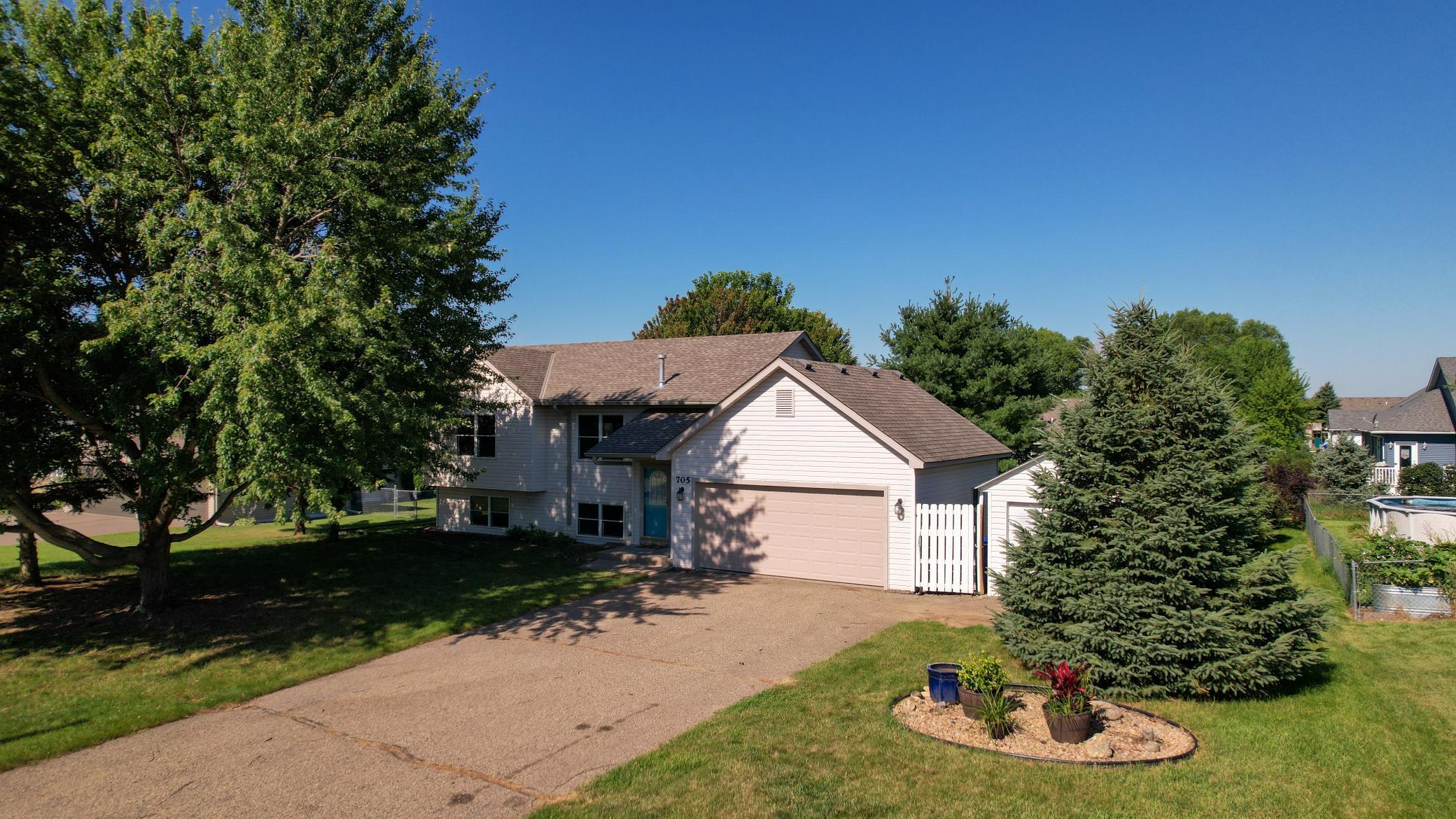 705 Robert Phillips Place.jpg