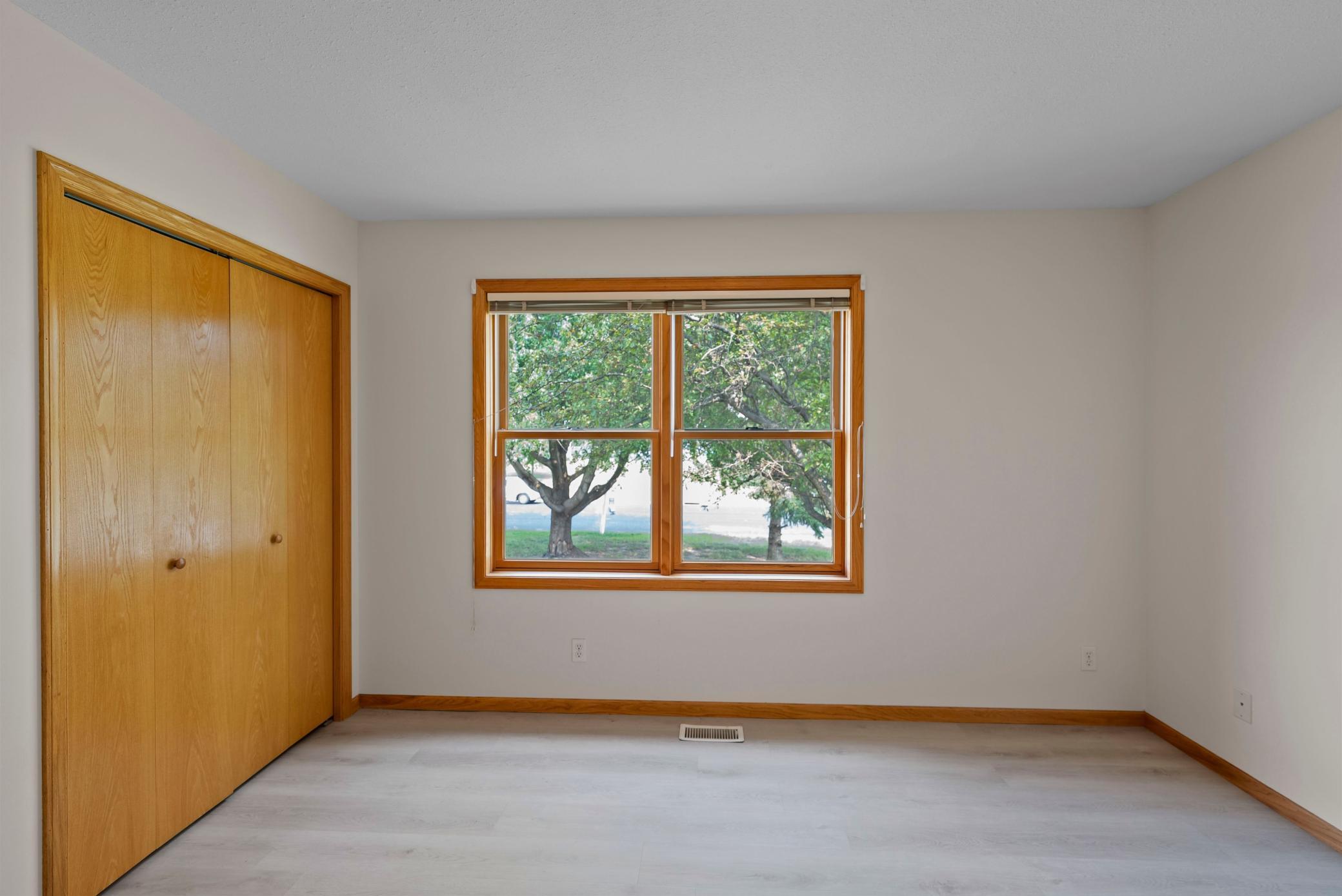 Bedroom 1 Up.jpg