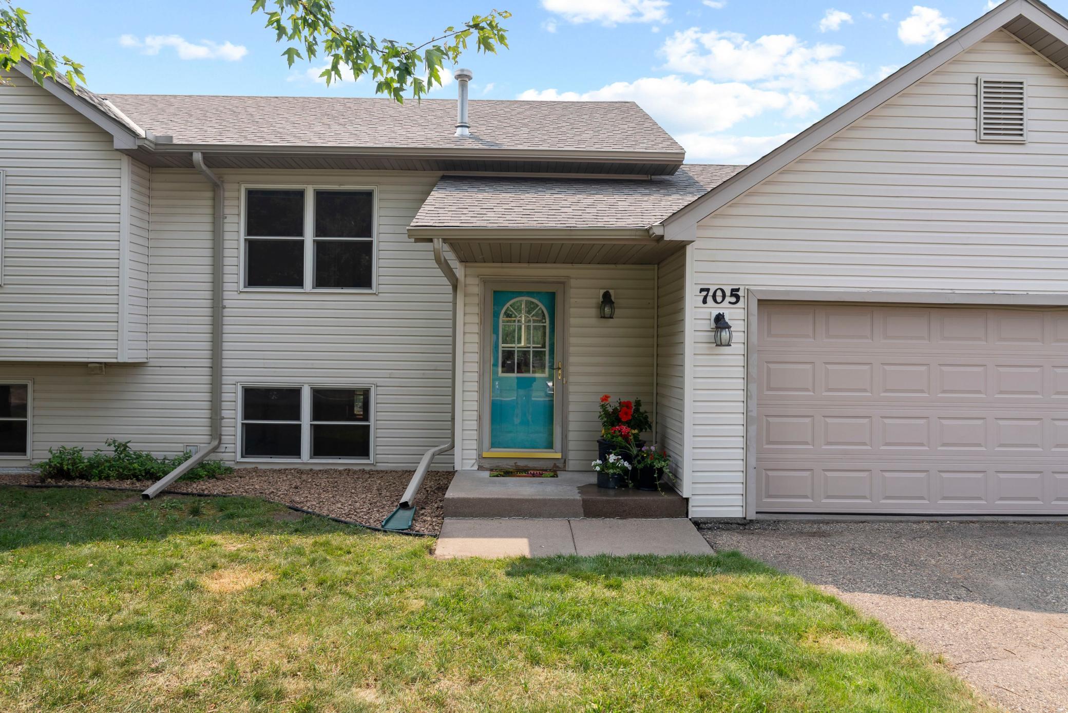 Front Entry.jpg