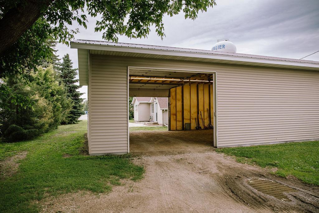 Shop Garage pass through