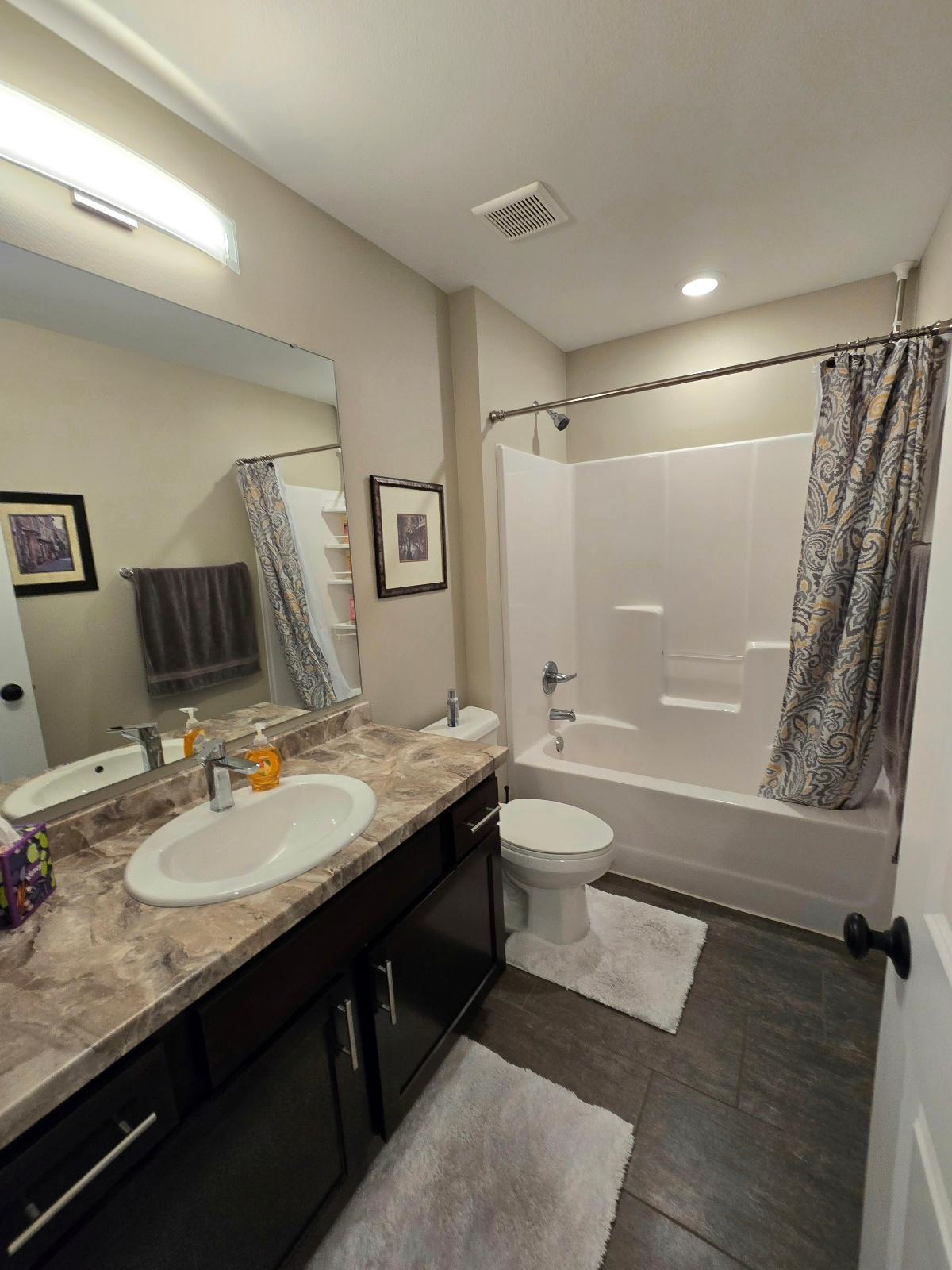 2nd floor bathroom