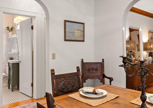 435-web-or-mls-11-4-24 Roxy Rentals - Drew (12).jpg