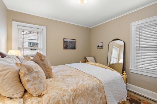 448-web-or-mls-11-4-24 Roxy Rentals - Drew (45).jpg