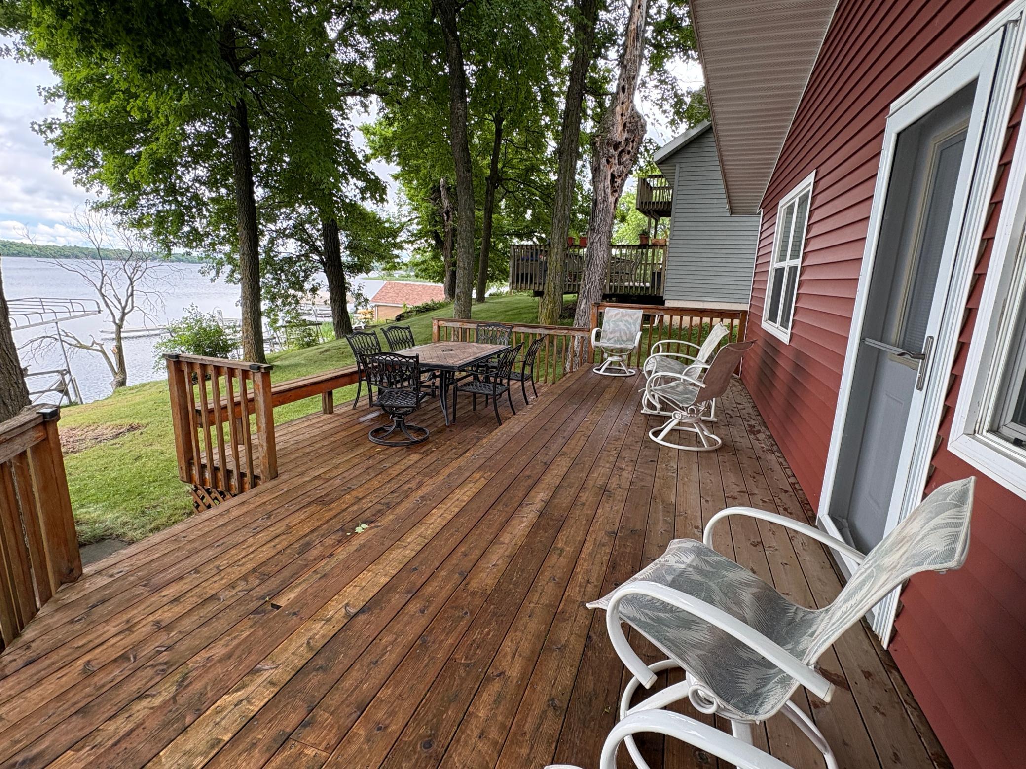 Large Side Deck.JPG
