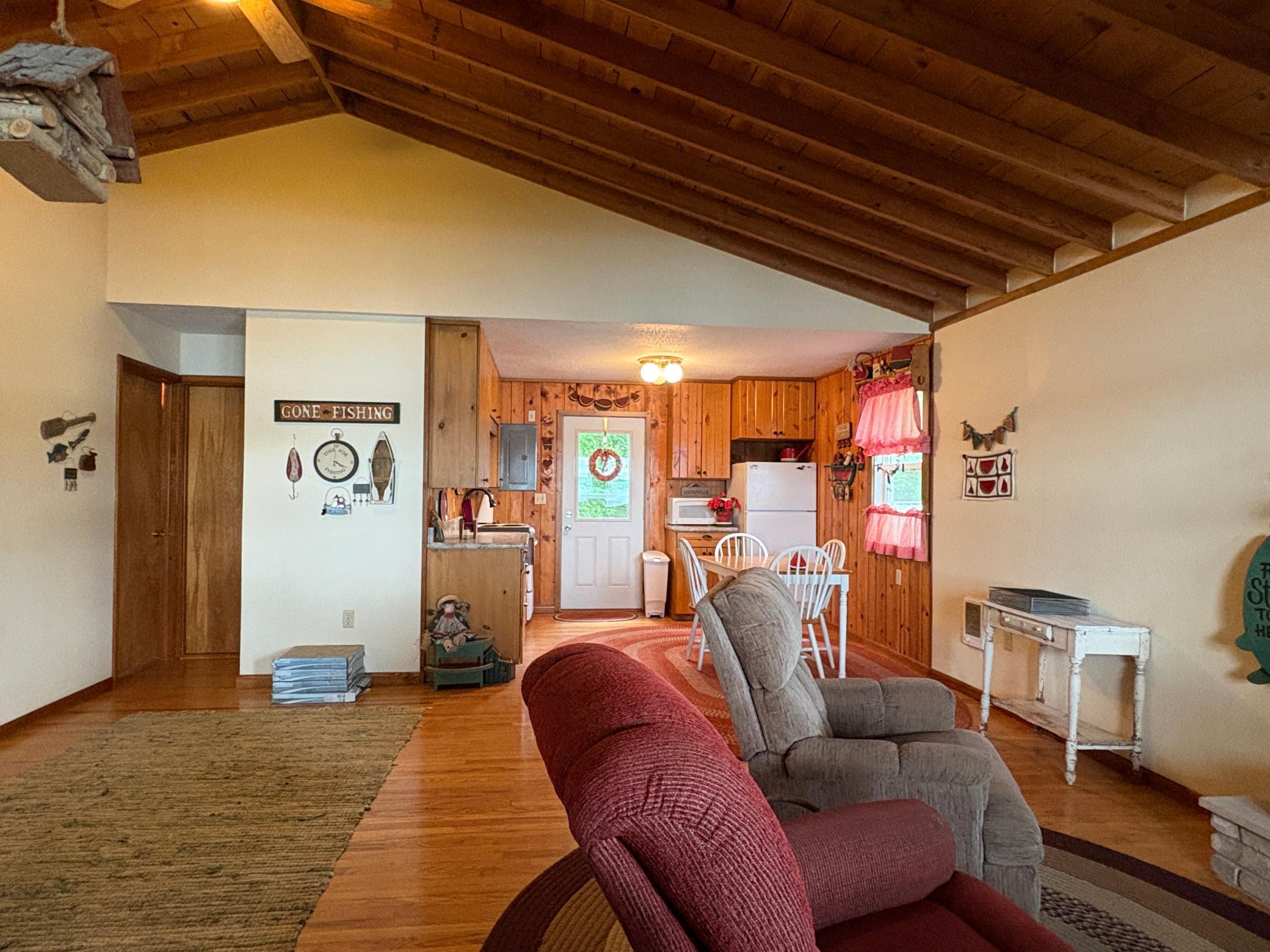 Fully Renovated Cabin.JPG