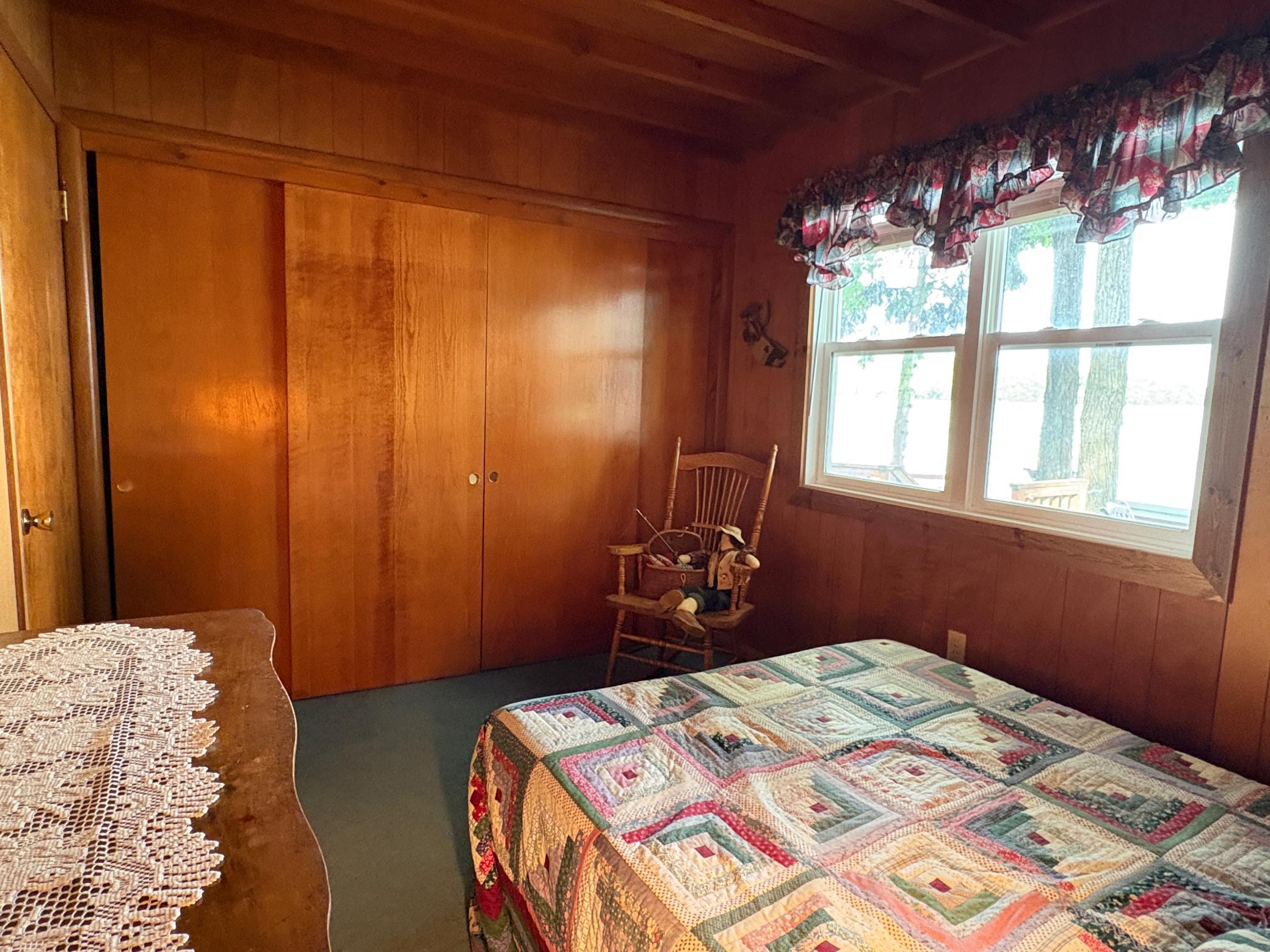 Bedroom 1.JPG