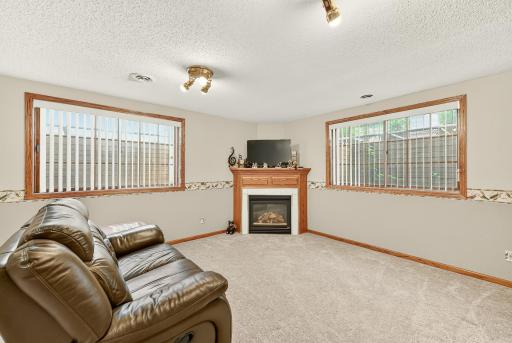 525 16th Street SW, Owatonna, MN 55060