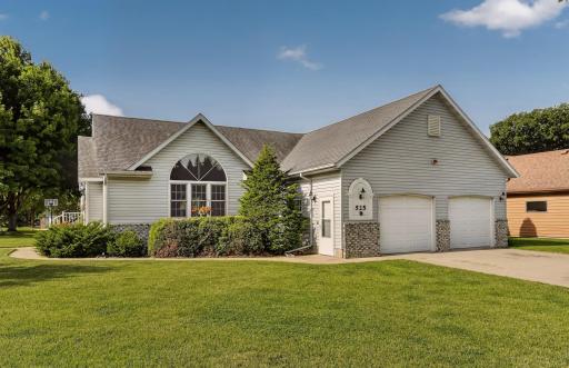 525 16th Street SW, Owatonna, MN 55060