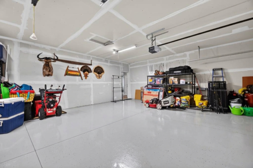 3 Car Garage