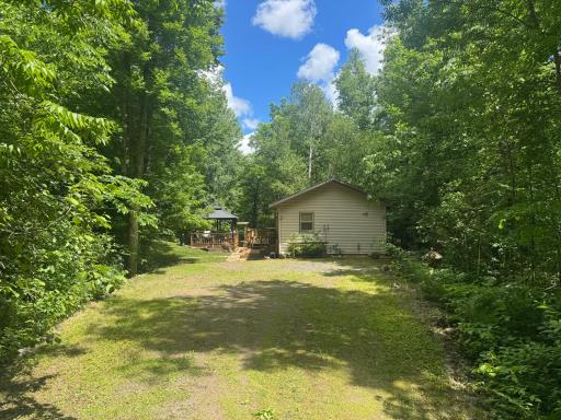 Great space for outdoor games/recreation in the yard