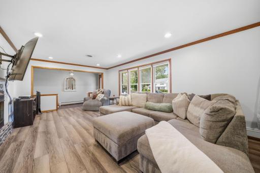 208 Snow Ridge, Le Sueur, MN 56058