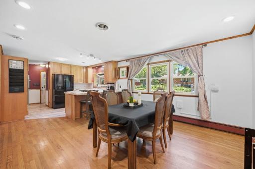 208 Snow Ridge, Le Sueur, MN 56058