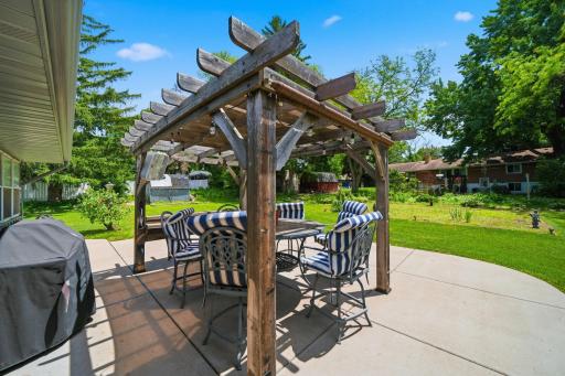 208 Snow Ridge, Le Sueur, MN 56058