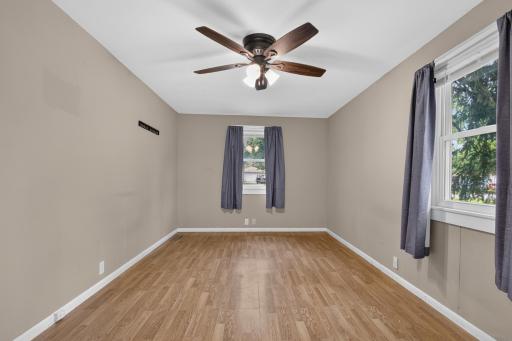 317 S 4th Street, Le Sueur, MN 56058