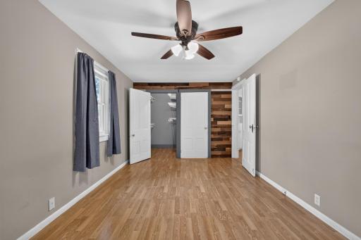 317 S 4th Street, Le Sueur, MN 56058