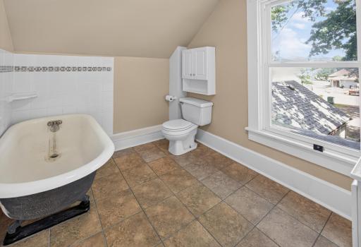 317 S 4th Street, Le Sueur, MN 56058
