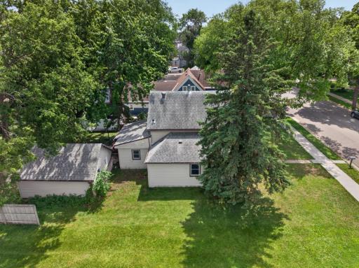 317 S 4th Street, Le Sueur, MN 56058