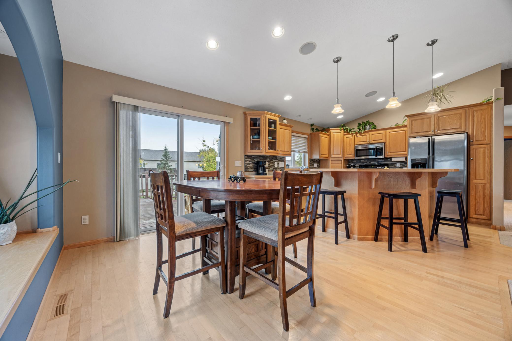 Dining/Kitchen